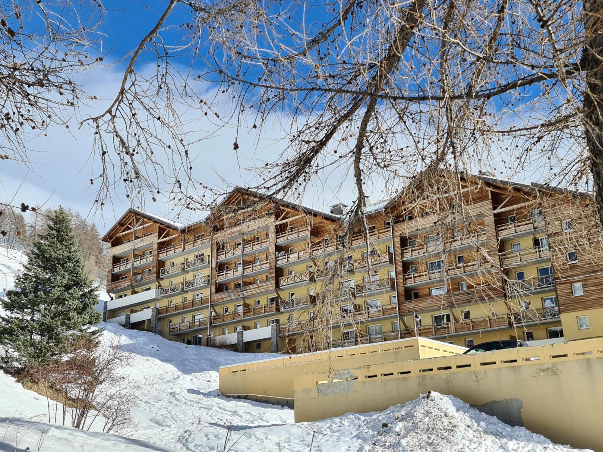 Grand Appartement Meuble La Foux D'Allos T3 6 A 8 Personnes Exterior photo
